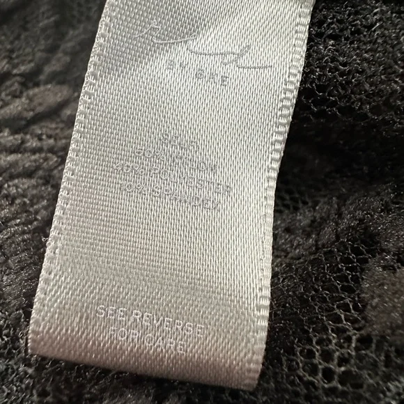 Buckle BKE Black Sleeveless Lace Bodysuit Cutout Sheer Lace V-Neck Size Large - Picture 11 of 14